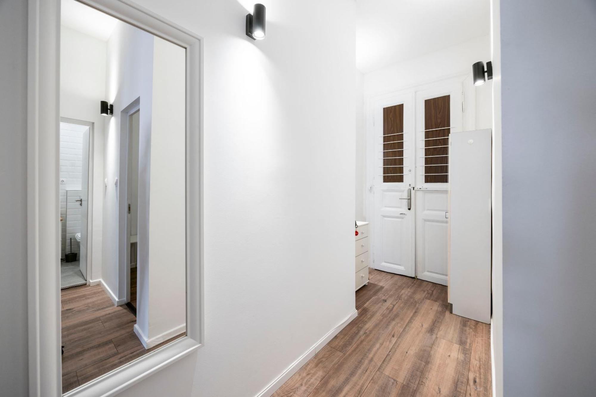 Charming & Cozy Central 1Bedrm Suites Boedapest Buitenkant foto