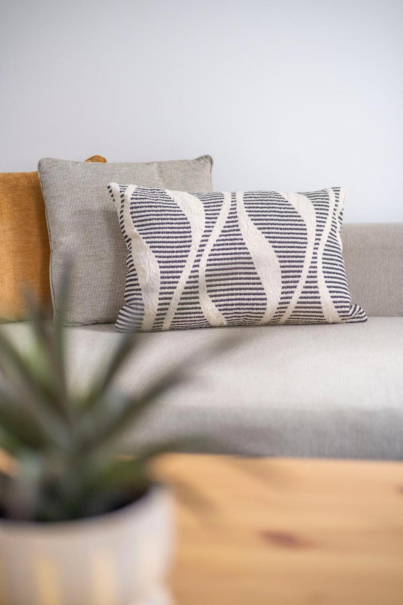 Charming & Cozy Central 1Bedrm Suites Boedapest Buitenkant foto
